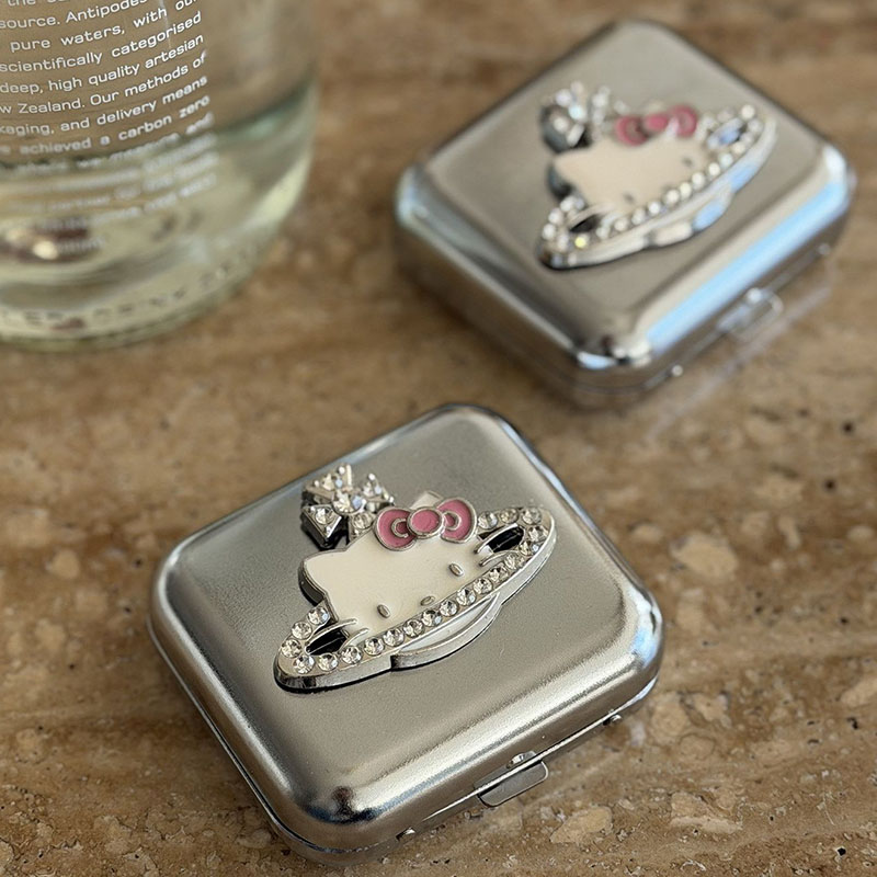 Hello Kitty Metal Ashtray with - огляд і ціна Car Accessories Japanese